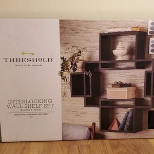 NWT Threshold Interlocking Shelves
